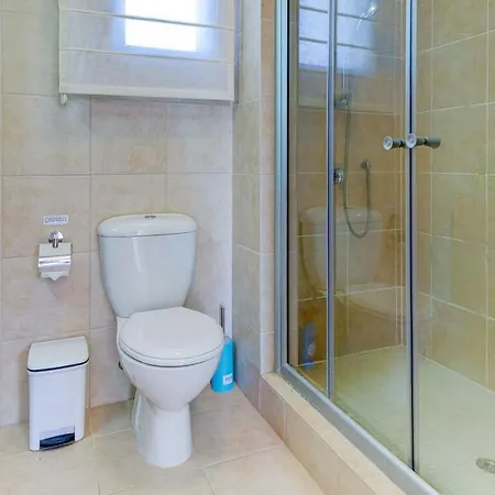 Apartment Paradisos, Ground Floor Overlooking Communal Pools, Aphrodite Hills Kuklia